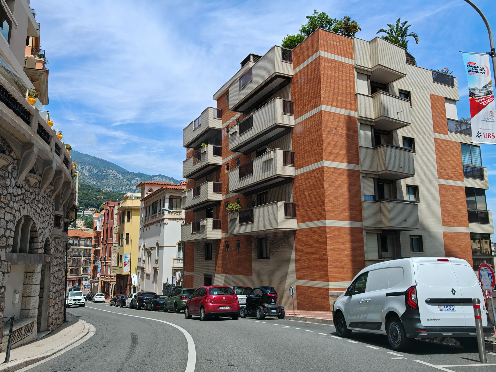 2024 05 19 14.06.10 honor m6p